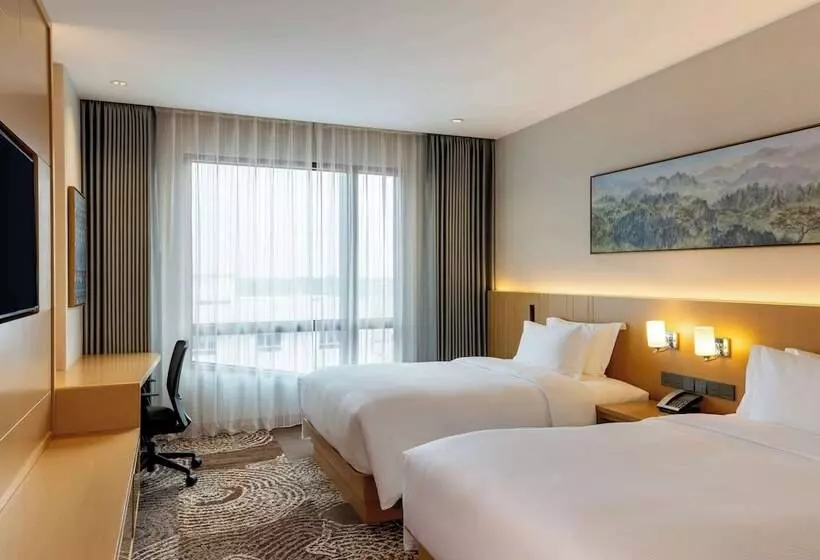 Hotelli Doubletree By Hilton Vientiane