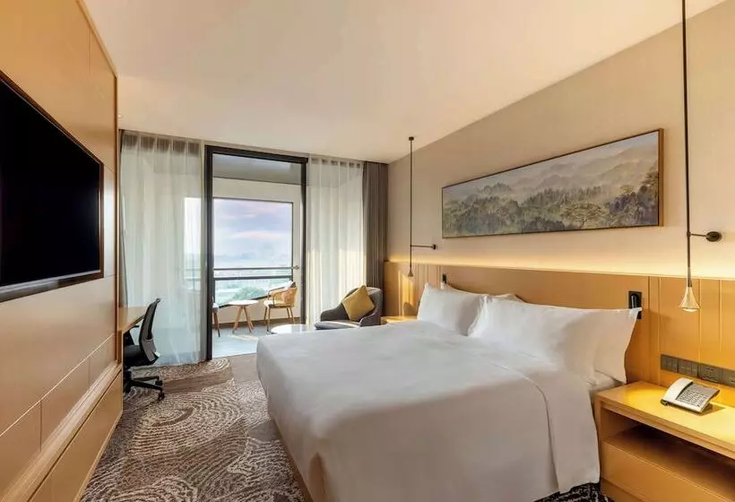 Hotelli Doubletree By Hilton Vientiane