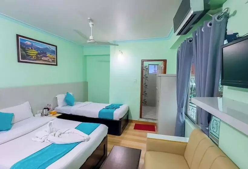 هتل Rudrakshya Pokhara