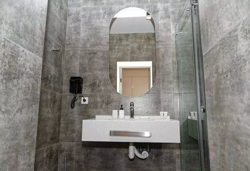 تختخواب و صبحانه Aston