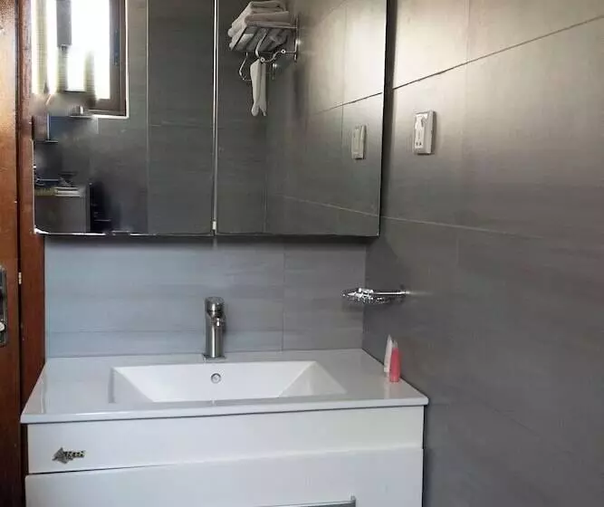 Highlands Apartments Gacuriro