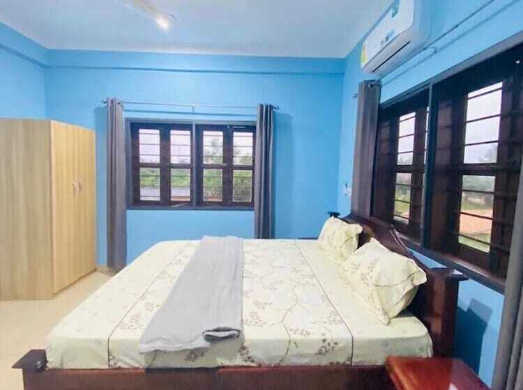 Hotel Akpe Cultural Center And