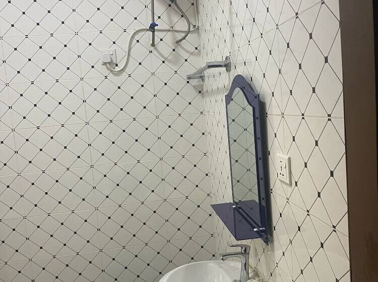 Hotel Akpe Cultural Center And