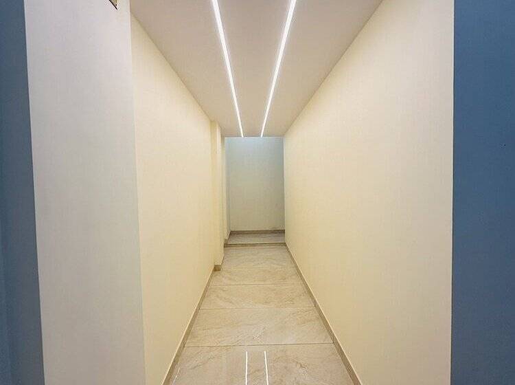 Hotel Classio Inn Kokilaben Hospital