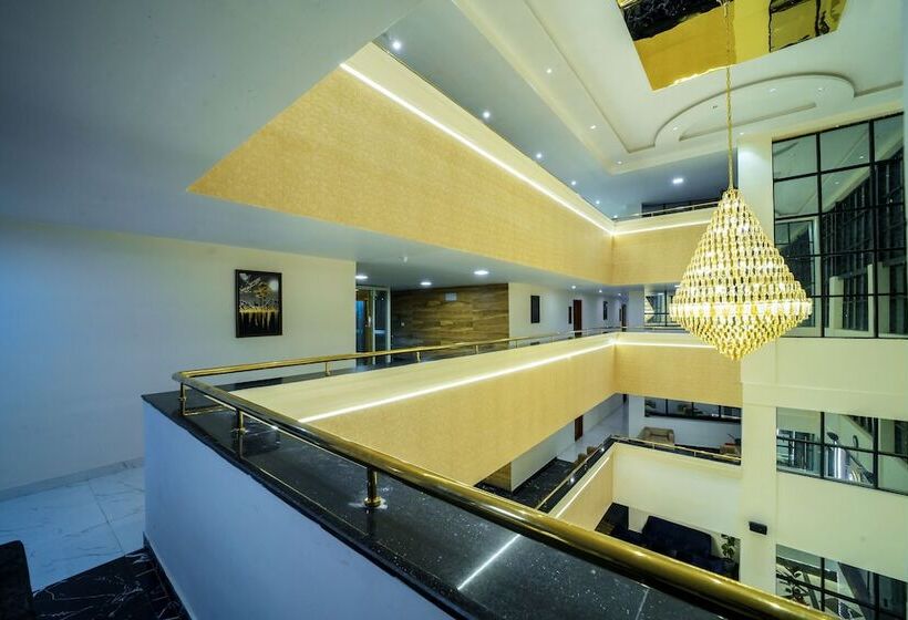 Отель Cn Windsor