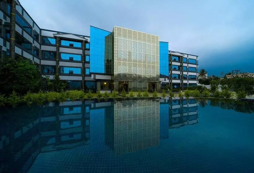 ホテル Cn Windsor