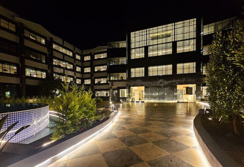 Отель Cn Windsor