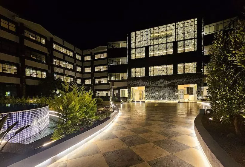 ホテル Cn Windsor