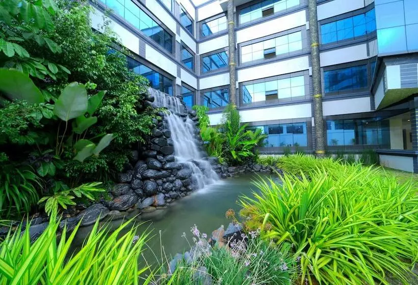 ホテル Cn Windsor