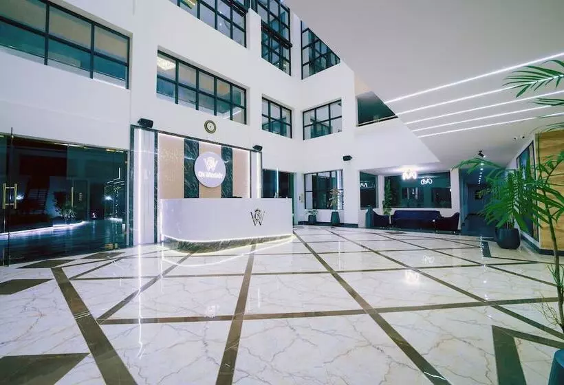 ホテル Cn Windsor