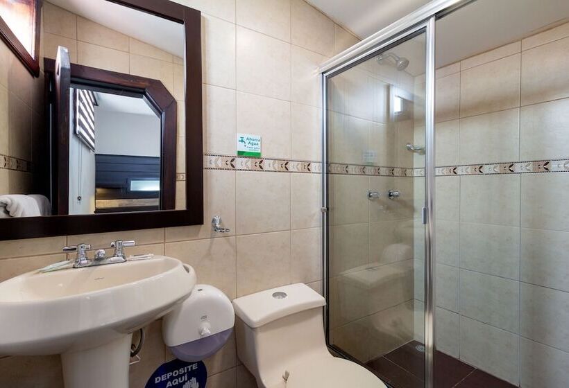 Majestic Ii By Bustamante Hotels