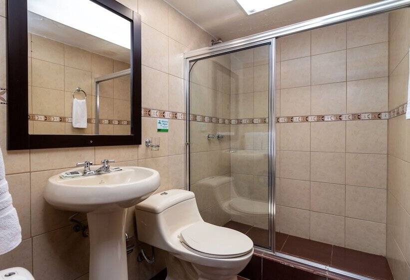 Majestic Ii By Bustamante Hotels