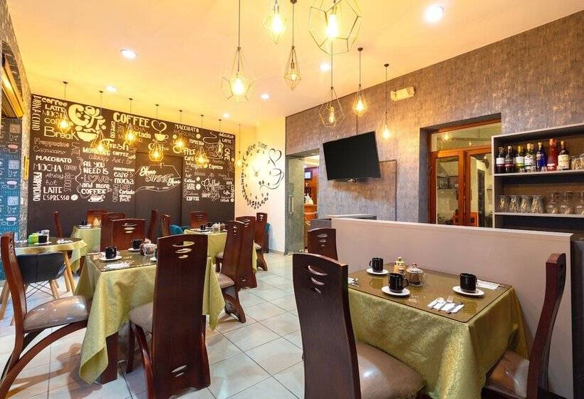 Majestic Ii By Bustamante Hotels