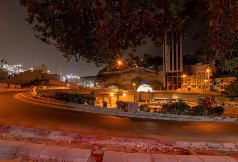 בית מלון כפרי Nour Manazel Alkeram