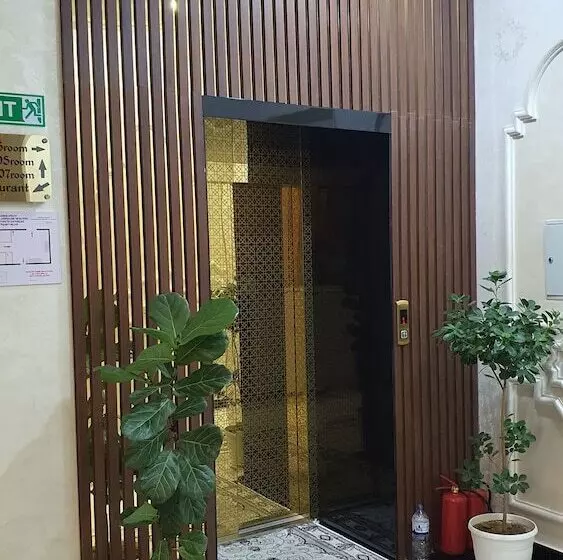 ホテル The Afrosiyob