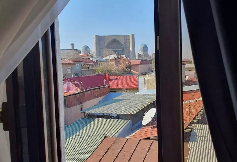 ホテル The Afrosiyob