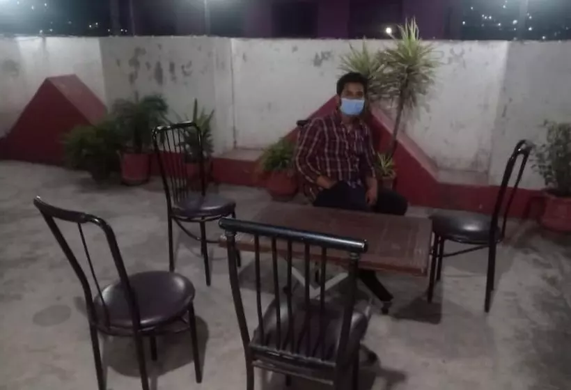 Umer Hotel And Restaurant