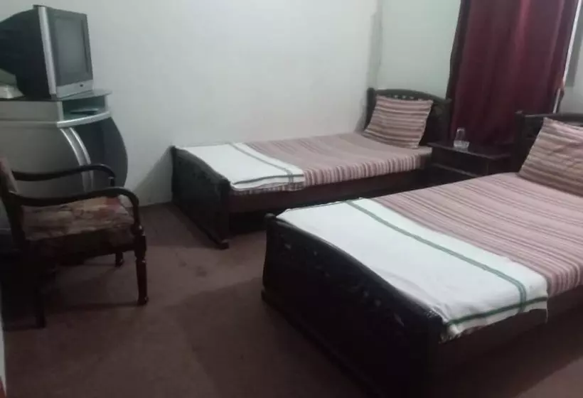 Umer Hotel And Restaurant