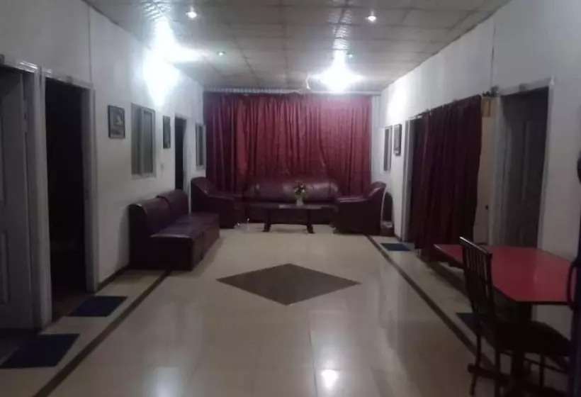 Umer Hotel And Restaurant