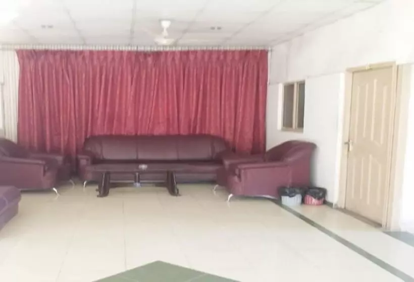 Umer Hotel And Restaurant