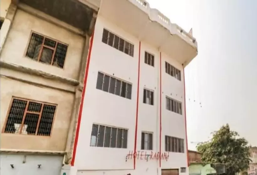 Hotelli Radiant Azamgarh