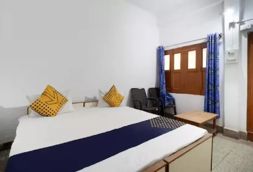 Hotelli Radiant Azamgarh