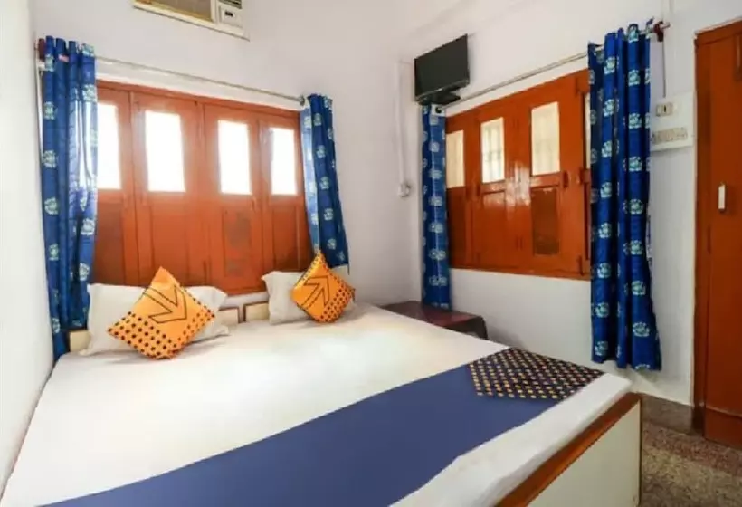 Hotelli Radiant Azamgarh