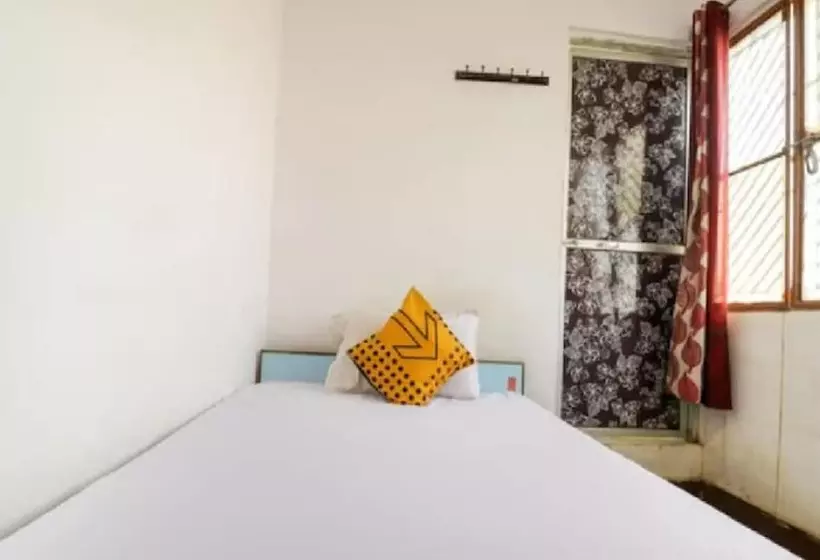 Hotelli Radiant Azamgarh