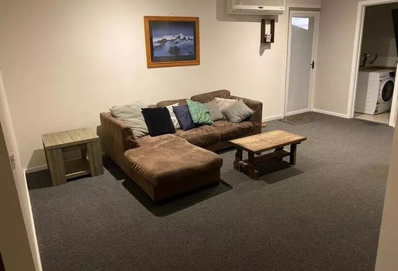 ユースホステル 13th Apostle Accommodation