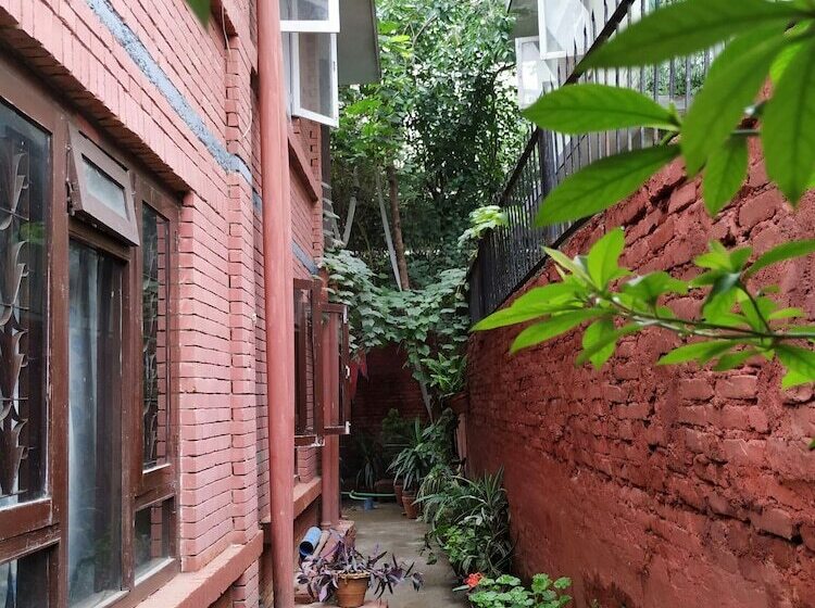 Beehive Hostel Kathmandu