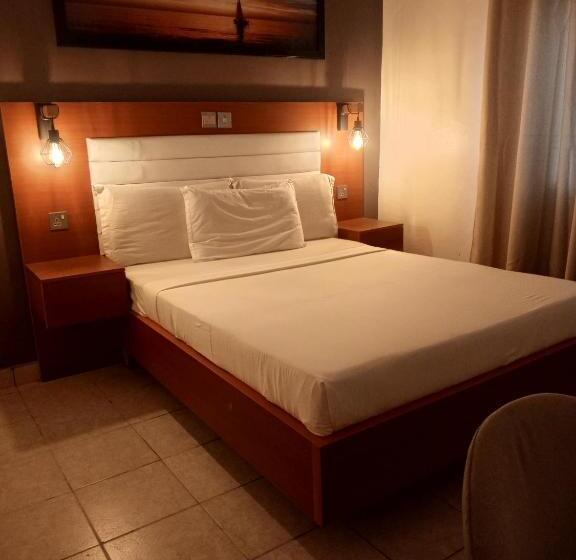 هتل First International Inn Downtown