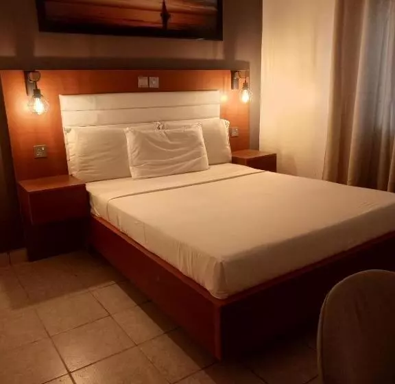 هتل First International Inn Downtown