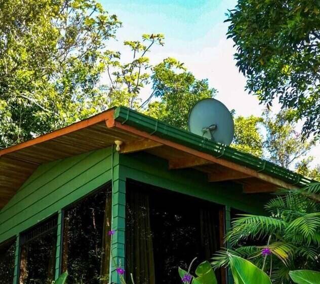 هتل Flor De Bromelia