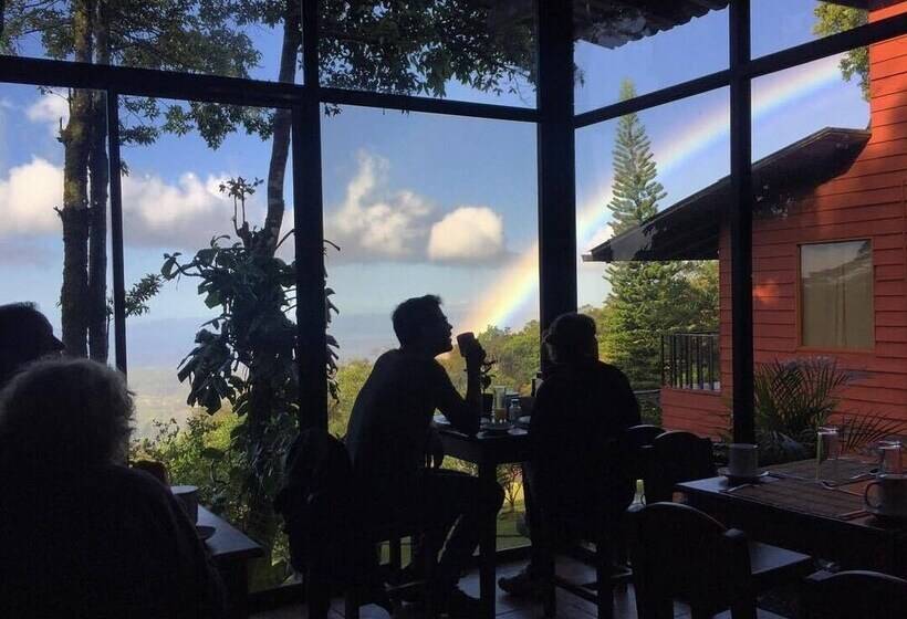 هتل Flor De Bromelia