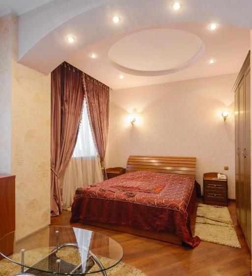 هتل Ghostinitsa Lina