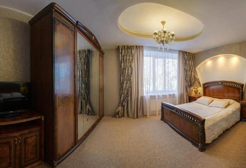 هتل Ghostinitsa Lina