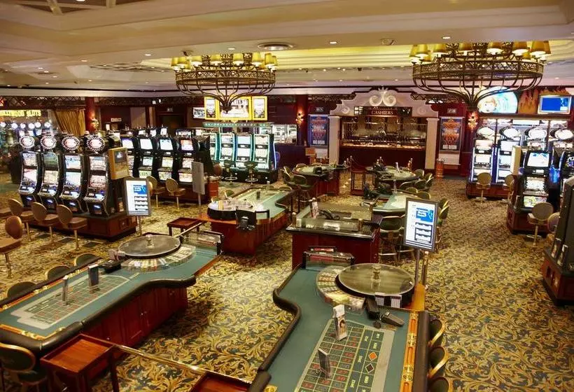 ホテル Golden Valley Lodge & Casino
