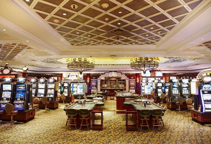 호텔 Golden Valley Lodge & Casino