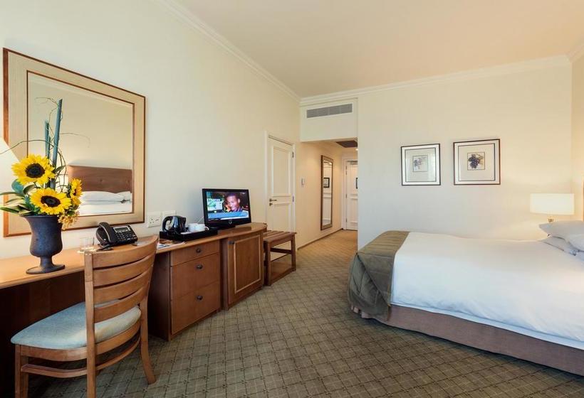 호텔 Golden Valley Lodge & Casino