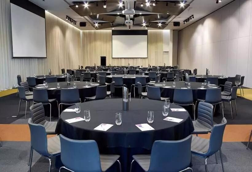 Hotelli Hyatt Place Melbourne Essendon Fields