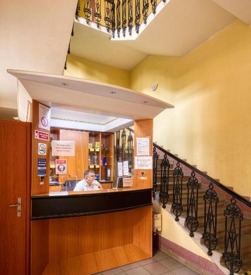 Hotel školiace Stredisko Ives