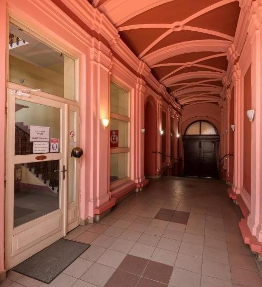 Hotel školiace Stredisko Ives