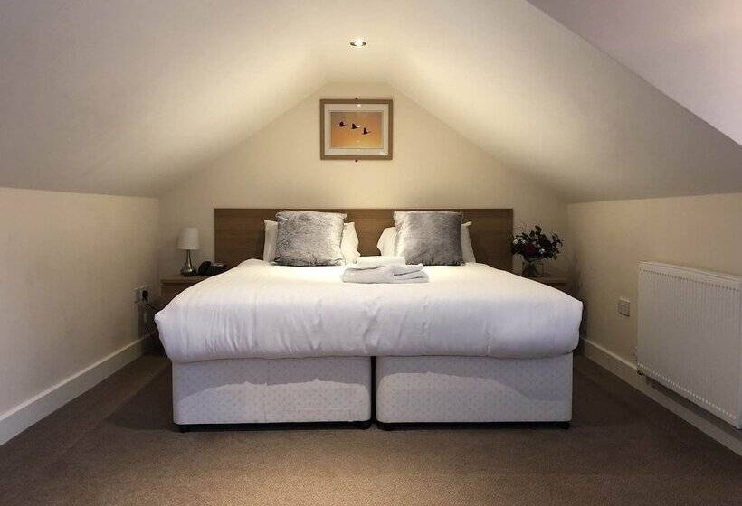 هتل Little Downham Anchor