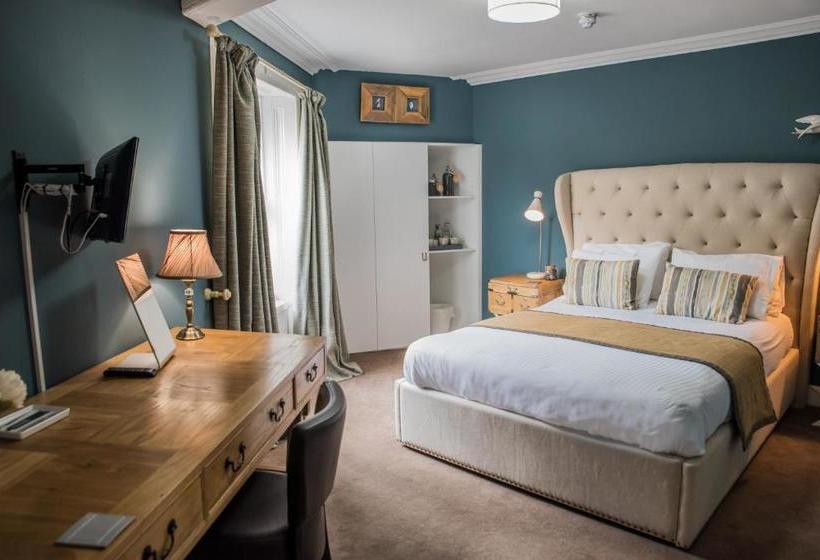 Hotell The Newport Restaurant With Rooms