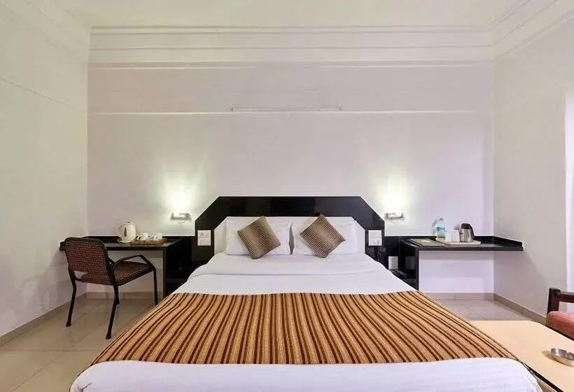 Hotel Vrishali Executive