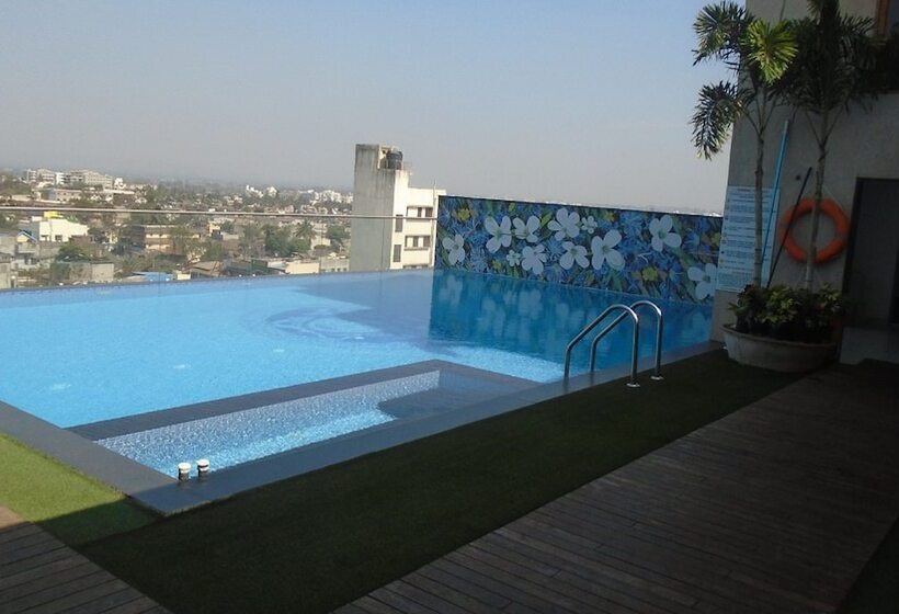 ホテル Vrishali Executive