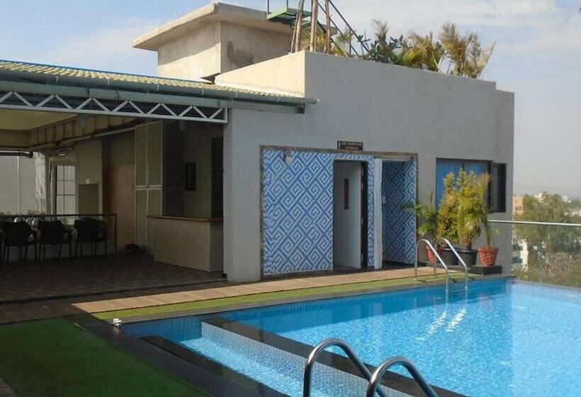 ホテル Vrishali Executive