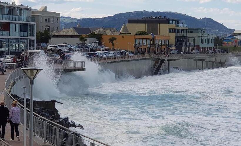 Rosemount B&b By The Sea St Clair