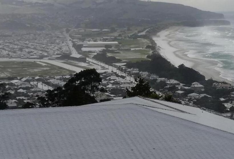 Rosemount B&b By The Sea St Clair