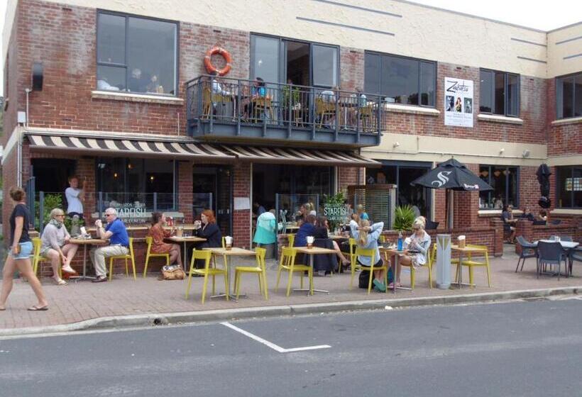 Rosemount B&b By The Sea St Clair